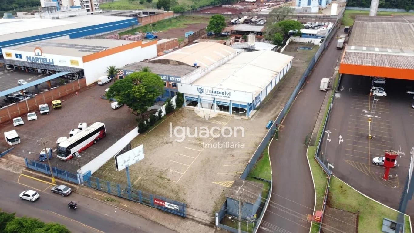 Comercial em Monjolo
