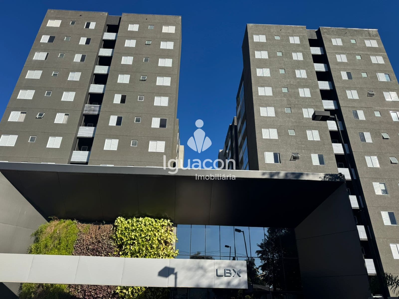 Apartamento em Vila Yolanda